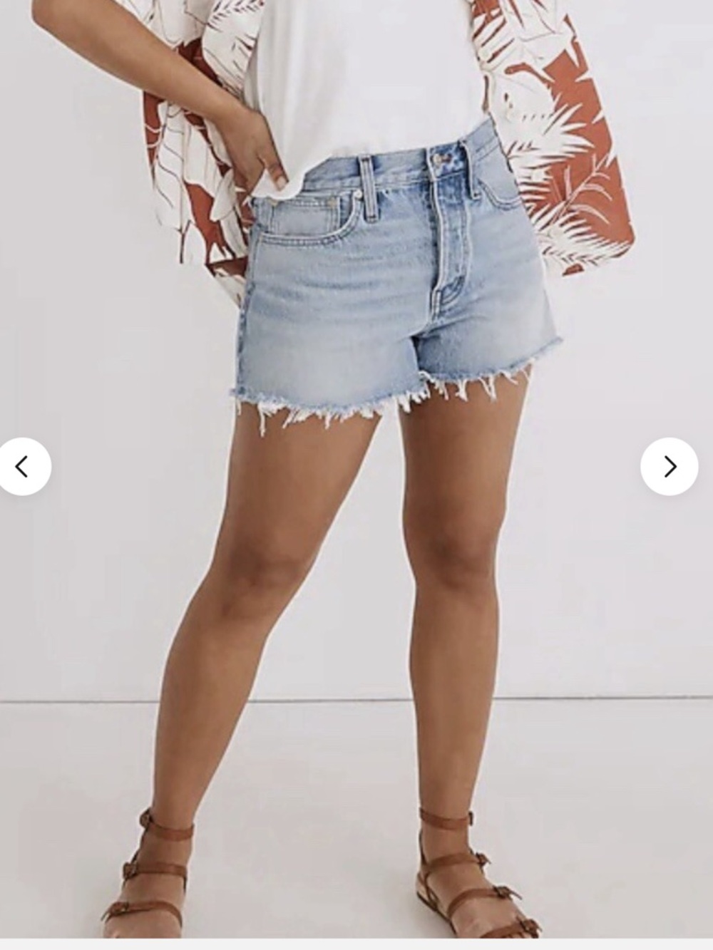 Like New Madewell Relaxed Denim Shorts Button Fly MD739 Size 31